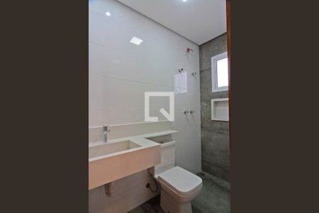 Casa à venda com 210m², 3 quartos e 4 vagasBanheiro da Suíte 1