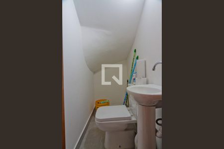 Casa à venda com 210m², 3 quartos e 4 vagasÁrea externa - lavabo