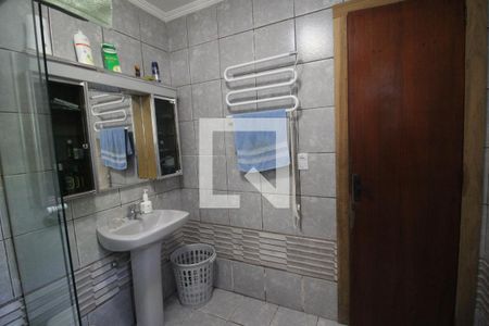 Casa à venda com 180m², 5 quartos e 1 vagaBanheiro 1