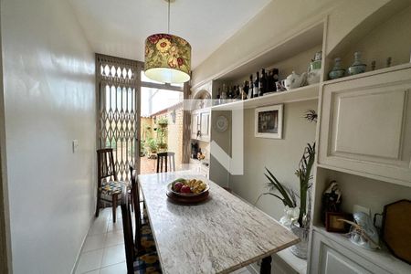 Apartamento à venda com 211m², 4 quartos e 1 vagaCopa