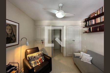 Apartamento à venda com 211m², 4 quartos e 1 vagaQuarto 02