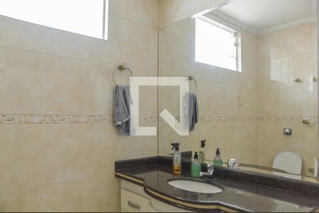 Casa à venda com 290m², 3 quartos e 5 vagas Casa à venda com 290m², 3 quartos e 5 vagasBanheiro da Suíte 2