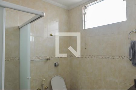 Casa à venda com 290m², 3 quartos e 5 vagas Casa à venda com 290m², 3 quartos e 5 vagasBanheiro da Suíte 2