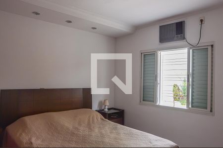 Casa à venda com 290m², 3 quartos e 5 vagas Casa à venda com 290m², 3 quartos e 5 vagasQuarto 3 - Suíte