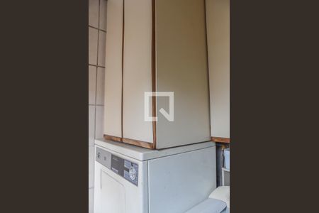 Casa à venda com 290m², 3 quartos e 5 vagas Casa à venda com 290m², 3 quartos e 5 vagasÁrea de Serviço