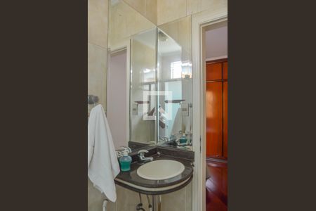 Casa à venda com 290m², 3 quartos e 5 vagas Casa à venda com 290m², 3 quartos e 5 vagasBanheiro da Suíte