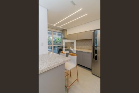 Apartamento à venda com 250m², 3 quartos e 4 vagas Apartamento à venda com 250m², 3 quartos e 4 vagasÁrea gourmet