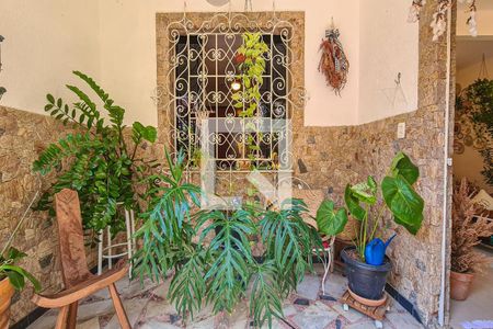 Casa à venda com 123m², 3 quartos e 1 vagaVaranda