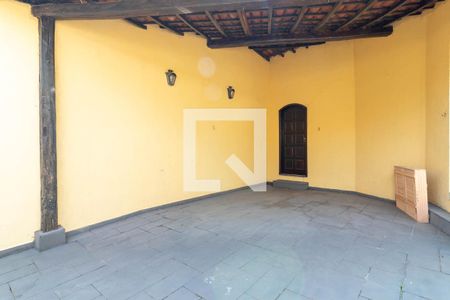 Casa à venda com 220m², 3 quartos e 3 vagasGaragem