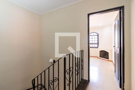 Casa à venda com 220m², 3 quartos e 3 vagasCorredor