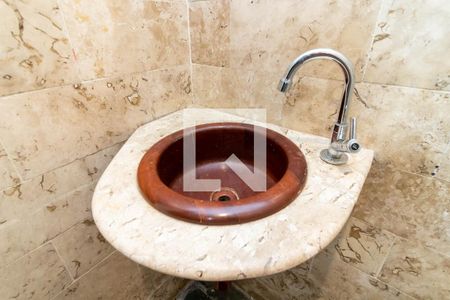 Casa à venda com 220m², 3 quartos e 3 vagasLavabo 2