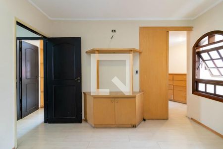 Casa à venda com 220m², 3 quartos e 3 vagasSuíte 2