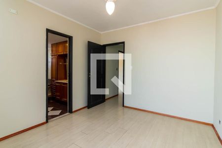 Casa à venda com 220m², 3 quartos e 3 vagasSuíte 1