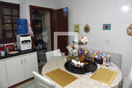 Casa à venda com 127m², 3 quartos e 2 vagasCozinha