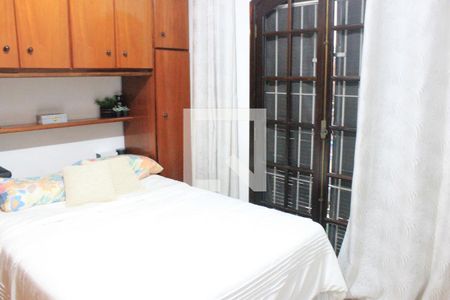 Casa à venda com 69m², 2 quartos e 1 vagaQuarto 2