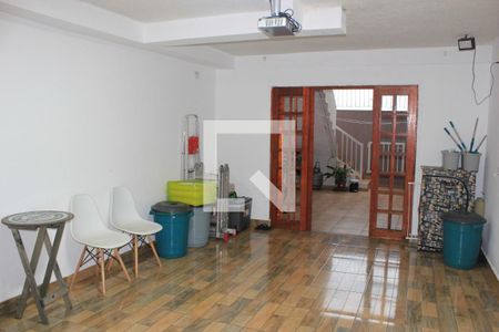 Casa à venda com 69m², 2 quartos e 1 vagaSalão de Festas 