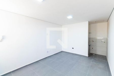 Sala/Cozinha de casa para alugar com 1 quarto, 21m² em Vila Londrina, São Paulo