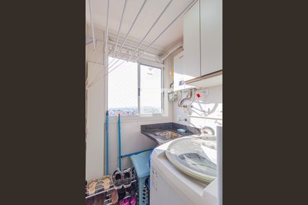 Apartamento à venda com 58m², 3 quartos e 1 vagaCozinha e área de serviço