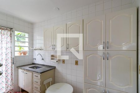 Casa à venda com 272m², 5 quartos e 3 vagasApartamento - Cozinha