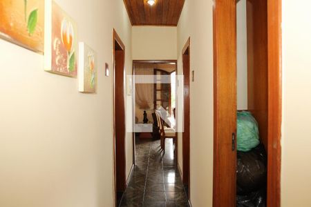 Casa à venda com 500m², 3 quartos e 3 vagasCorredor