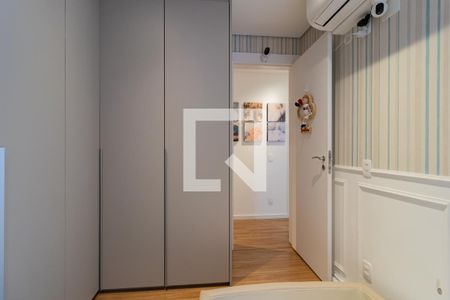 Apartamento à venda com 90m², 2 quartos e 2 vagasQuarto 2