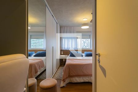 Apartamento à venda com 90m², 2 quartos e 2 vagasSuíte