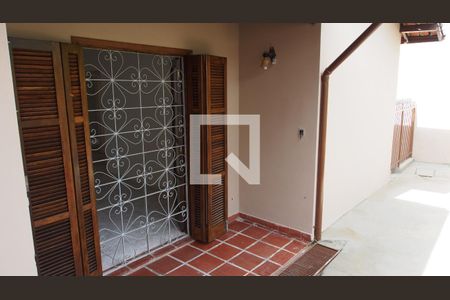 Casa à venda com 129m², 3 quartos e 1 vagaFachada