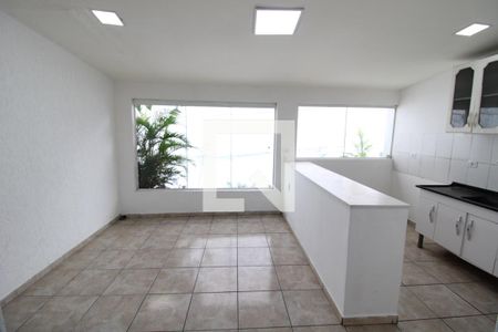 Casa à venda com 250m², 6 quartos e 3 vagasSala integrada com cozinha