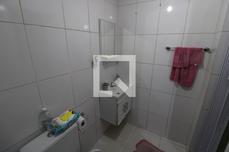 Casa à venda com 250m², 6 quartos e 3 vagasQuarto 6 - Banheiro