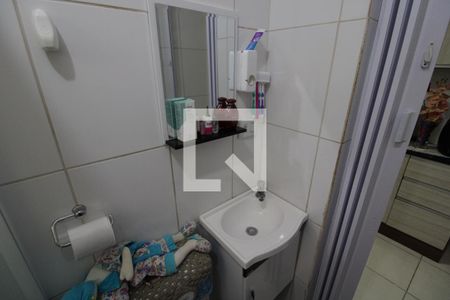 Casa à venda com 250m², 6 quartos e 3 vagasBanheiro 2