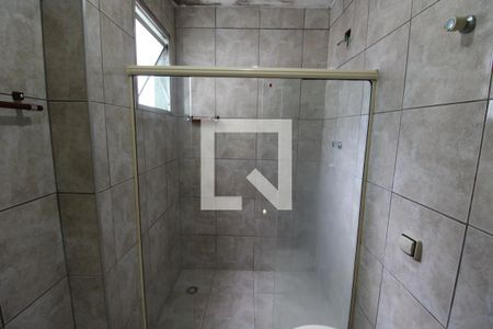 Casa à venda com 250m², 6 quartos e 3 vagasQuarto 2 - Banheiro