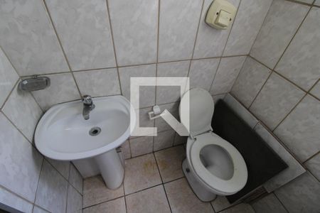 Casa à venda com 250m², 6 quartos e 3 vagasÁrea de Serviço - Banheiro