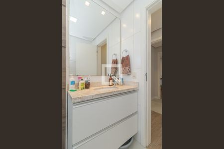 Apartamento à venda com 87m², 2 quartos e 2 vagasBanheiro da Suíte