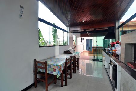 Apartamento à venda com 129m², 2 quartos e 2 vagasCozinha