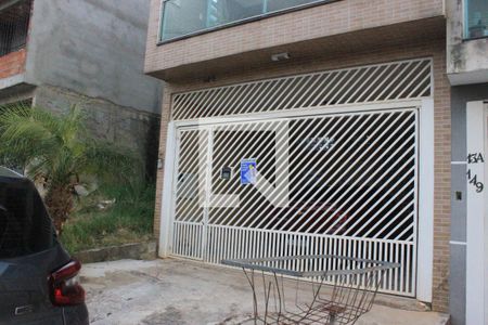 Casa à venda com 300m², 4 quartos e 3 vagasFachada