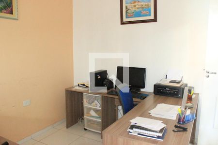 Casa à venda com 300m², 4 quartos e 3 vagasSala de escritório