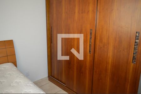 Quarto 2 de apartamento para alugar com 2 quartos, 49m² em Fonte Grande, Contagem