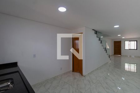 Sala e Cozinha Integrada  de casa para alugar com 3 quartos, 128m² em Cidade Patriarca, São Paulo