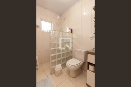 Casa à venda com 140m², 2 quartos e 1 vaga Casa à venda com 140m², 2 quartos e 1 vagaBanheiro da Suíte 1