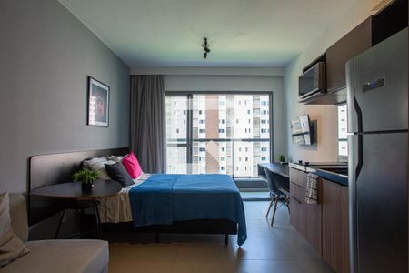 Sala/Quarto de kitnet/studio para alugar com 1 quarto, 28m² em Consolação, São Paulo