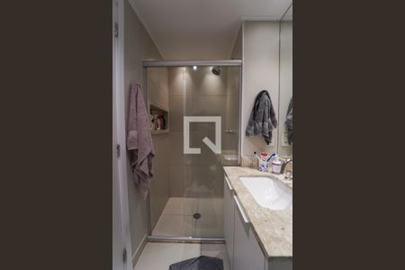 Apartamento à venda com 93m², 2 quartos e 2 vagasBanheiro da Suíte