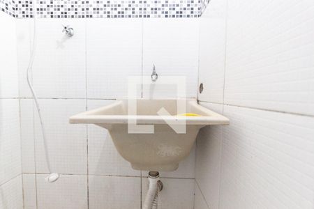 Banheiro de casa de condomínio para alugar com 1 quarto, 16m² em Limão, São Paulo