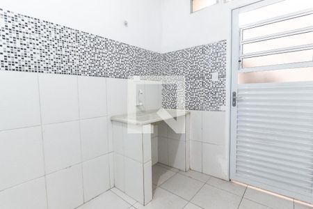 Cozinha de casa de condomínio para alugar com 1 quarto, 16m² em Limão, São Paulo