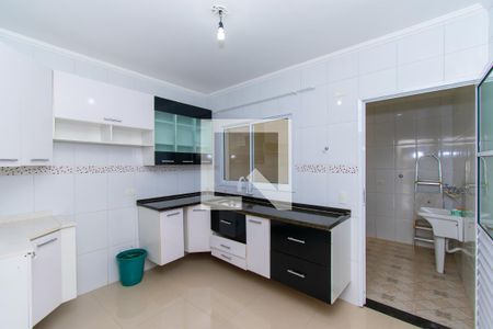 Casa à venda com 150m², 3 quartos e 4 vagas Casa à venda com 150m², 3 quartos e 4 vagasCozinha