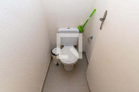 Casa à venda com 150m², 3 quartos e 4 vagas Casa à venda com 150m², 3 quartos e 4 vagasLavabo 2