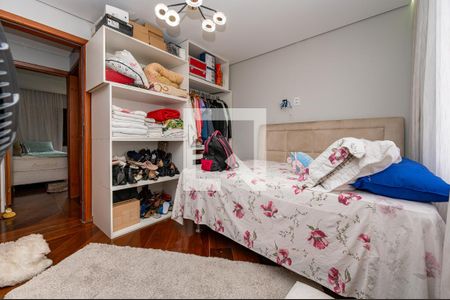 Apartamento à venda com 170m², 3 quartos e 2 vagasQuarto 1