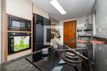 Apartamento à venda com 170m², 3 quartos e 2 vagasCozinha