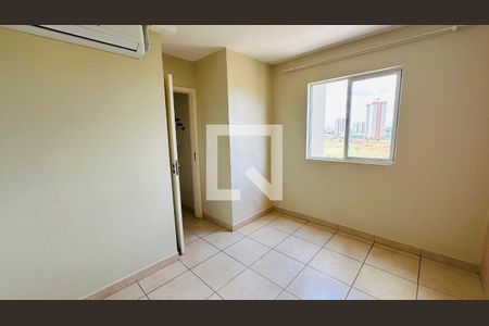 Quarto 1 de apartamento para alugar com 2 quartos, 46m² em Parque Oeste Industrial, Goiânia