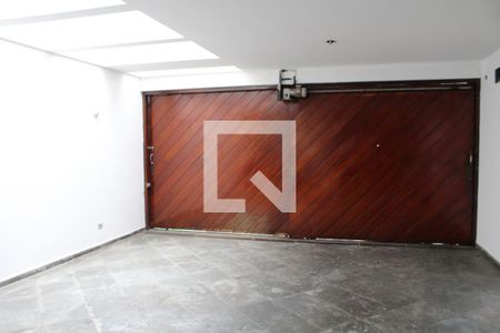 Casa à venda com 315m², 3 quartos e 3 vagasGaragem