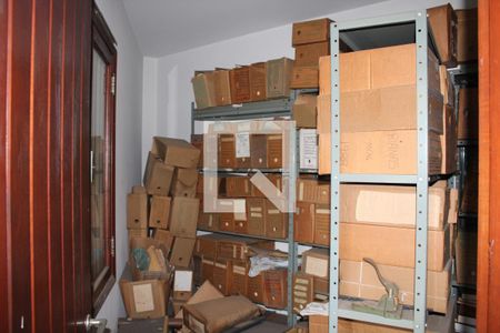 Casa à venda com 315m², 3 quartos e 3 vagasQuartinho para guardar documentos